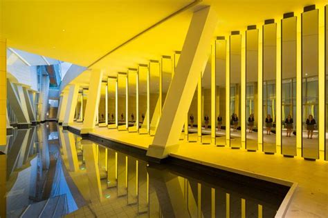 olafur eliasson louis vuitton foundation|Olafur Eliasson conjures an otherworldly realm at Fondation .